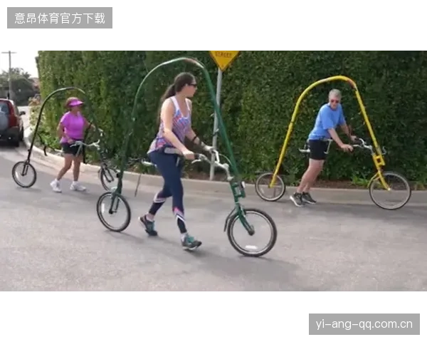自行车少年拖着坏链条仍坚持冲线感动所有人